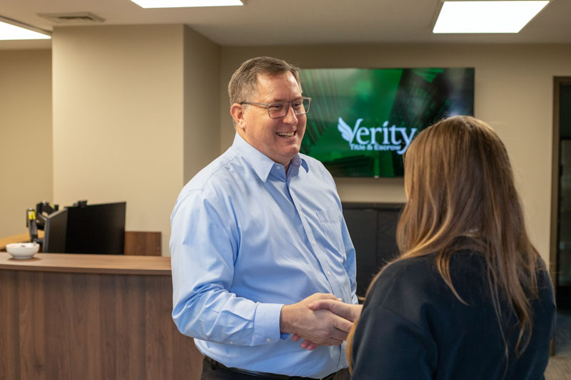 People shaking hands